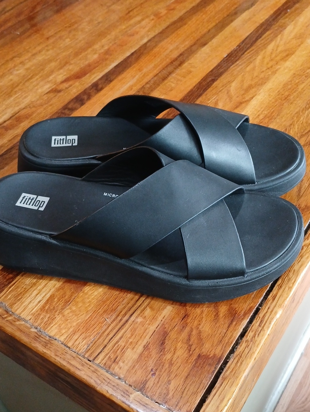 Fitflop Black Crisscross Slide Sandals